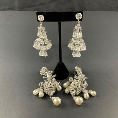 -198- COSTUME JEWELRY | Rhinestone & Crystal Chandelier Clip Earrings