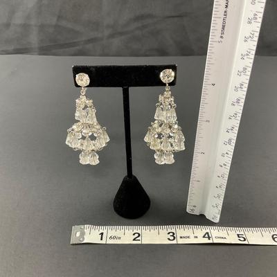 -198- COSTUME JEWELRY | Rhinestone & Crystal Chandelier Clip Earrings