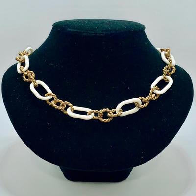 Miriam Haskell Lucite & Gilt 28" Vintage chain link Necklace
