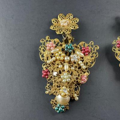 -204- EUGENE | Gold Tone Multicolored Clip Earrings | Marked