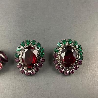 -205- COSTUME JEWELRY | Dark Colored Rhinestone Clip Earrings