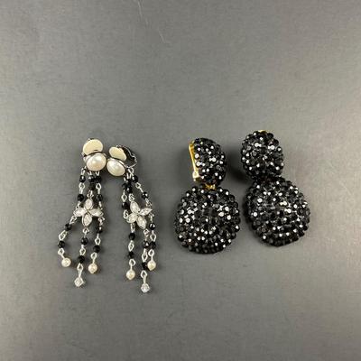 -206- SWAROVSKI | Black & White Clip Earrings