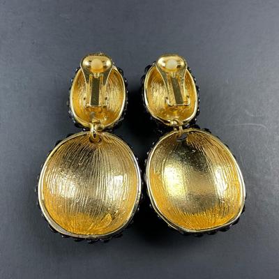 -206- SWAROVSKI | Black & White Clip Earrings