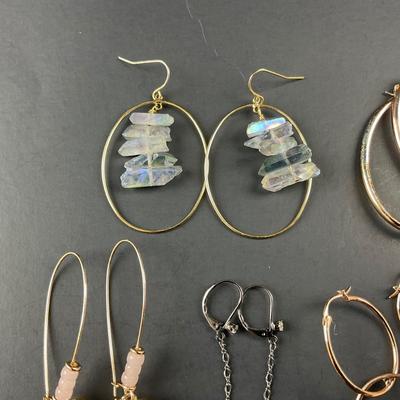 -210- COSTUME JEWELRY | Stone & Metals Earrings