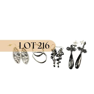 -216- COSTUME JEWELRY | Miscellaneous Black Earrings