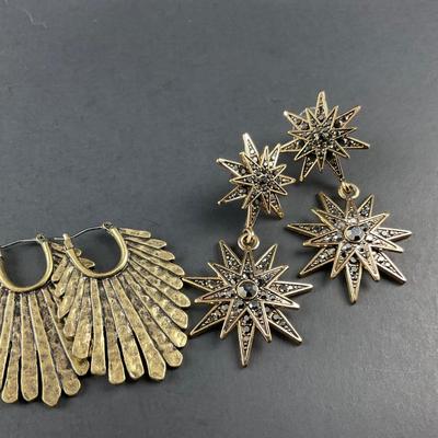 -217- COSTUME JEWELRY | Miscellaneous Gold Tone Earrings