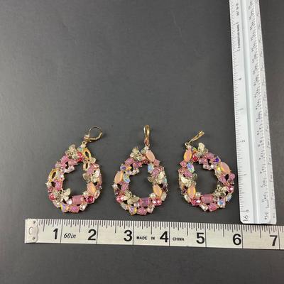 -222- COSTUME JEWELRY | Miscellaneous Pink Earrings