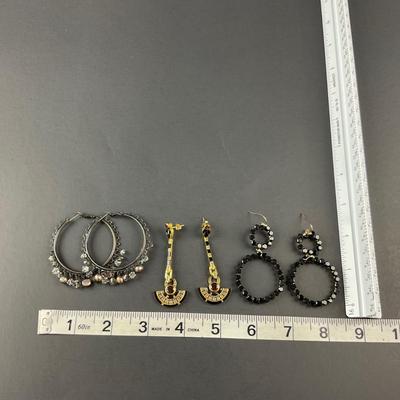 -227- COSTUME JEWELRY | Miscellaneous Unique Earrings