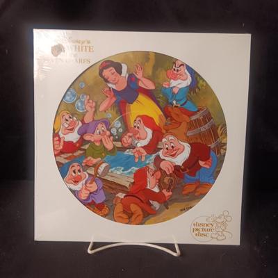 1980 WALT DISNEY PROD. "SNOW WHITE AND THE 7 DWARFS" PICTURE DISC ALBUM