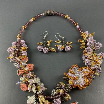 -232- ARTISAN | Multicolored Beaded Necklace & Earrings