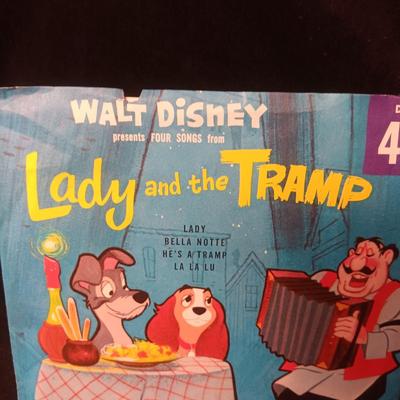 1961 WALT DISNEY PROD."LADY AND THE TRAMP" 45 RECORD