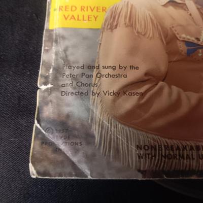 1957 KIT CARSON WESTERN SONGS AND SMOKEY THE BEAR 45 RECORDS