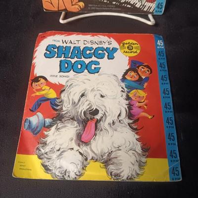 2 VINTAGE 45 RECORDS "SHAGGY DOG" AND "QUICK DRAW MCGRAW"