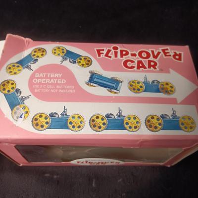 VINTAGE BATTERY OPERATED FLIP-OVER CAR