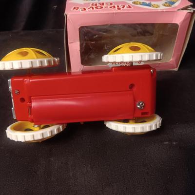 VINTAGE BATTERY OPERATED FLIP-OVER CAR