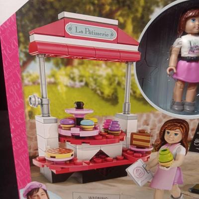 NEW AMERICAN GIRL 'GRACE'S PASTRY CART"