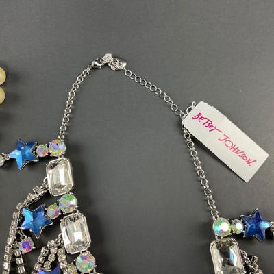 -243- BETSY JOHNSON | Colorful Necklaces | Marked