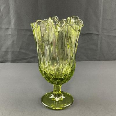 -253- FENTON | Green Thumbprint Handkerchief Glass Vase