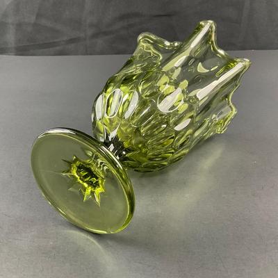 -253- FENTON | Green Thumbprint Handkerchief Glass Vase