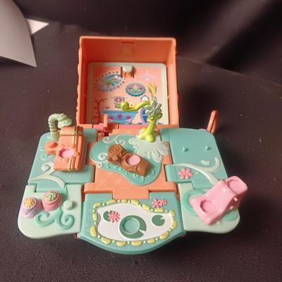 POLLY POCKET, LITTLEST PET SHOP AND A TUBE OF BUBBLES