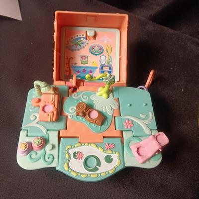 POLLY POCKET, LITTLEST PET SHOP AND A TUBE OF BUBBLES