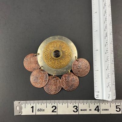 -258- MARJORIE BAER | Mixed Metals Round Brooch | Marked