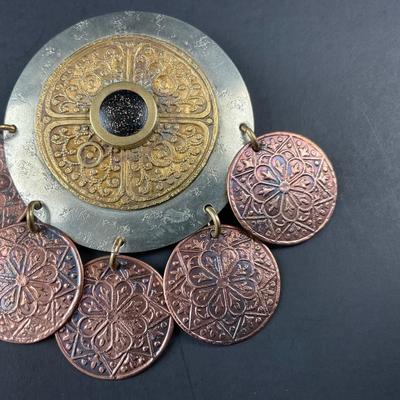 -258- MARJORIE BAER | Mixed Metals Round Brooch | Marked