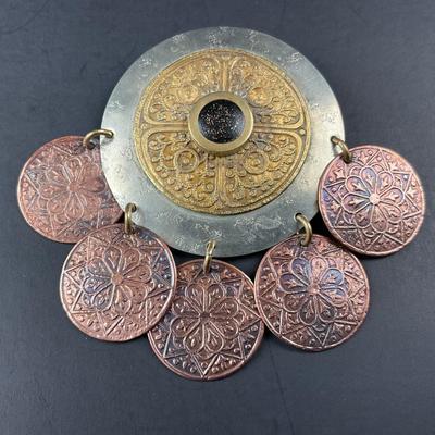 -258- MARJORIE BAER | Mixed Metals Round Brooch | Marked
