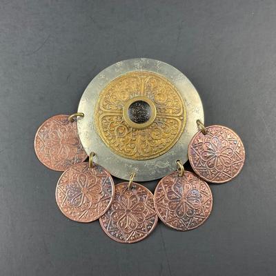 -258- MARJORIE BAER | Mixed Metals Round Brooch | Marked
