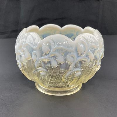 -264- FENTON | Opalescent White Lily Of The Valley Bowl | Marked