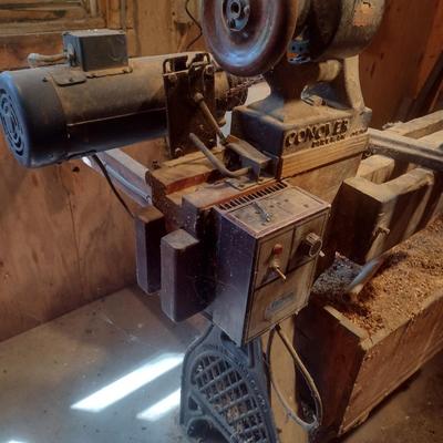 Leeson Speed Master Variable Speed 60" Wood Lathe