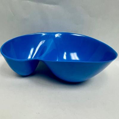 Vintage Blue Wave Divided Melamine Dish, Chip and Dip Server, Snack Dish