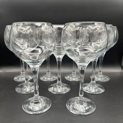 Set of Eleven Stemmed Wine Glasses (11)