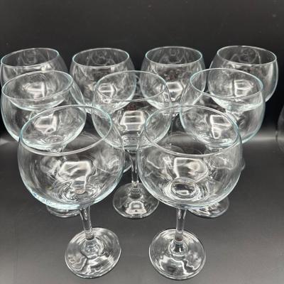 Set of Eleven Stemmed Wine Glasses (11)