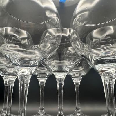 Set of Eleven Stemmed Wine Glasses (11)