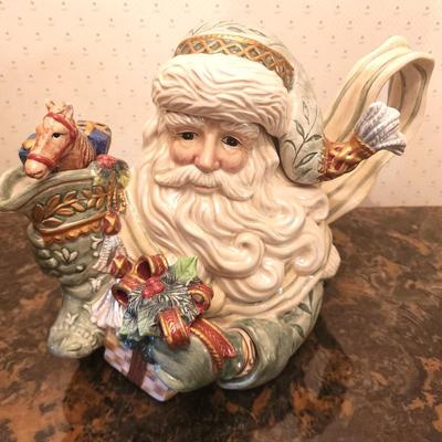 Lot #160 Fitz & Floyd Santa Claus Teapot