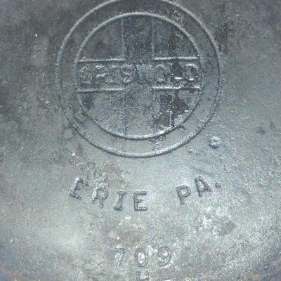Vintage Griswold Erie, PA No. 3 Cast Iron Skillet- Approx 7" in Diameter