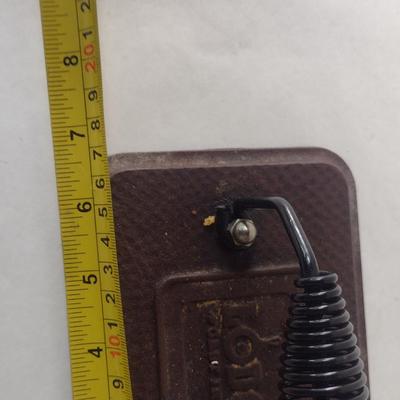 Lodge Cast Iron Bacon Press with Spiral Handle