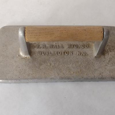 MCM Vintage T.R. Hall MFG. CO. Burlington, NC Cast Aluminum Grill Press with Wooden Handle