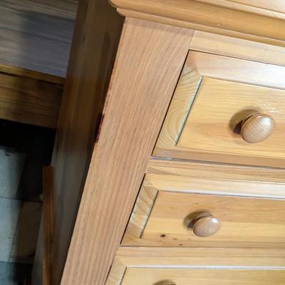 Broyhill 5 Drawer Dresser