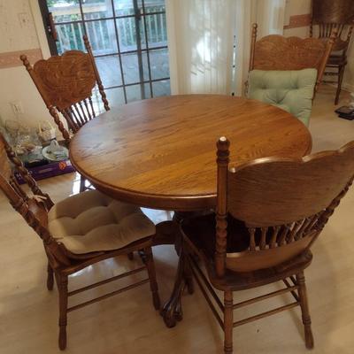 Five-Piece Solid Wood Dining Set with Round Pedestal Table and Four Matching Chairs