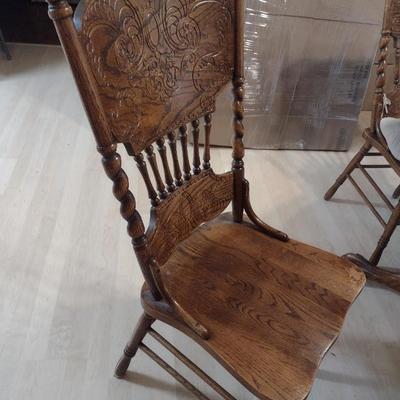 Five-Piece Solid Wood Dining Set with Round Pedestal Table and Four Matching Chairs