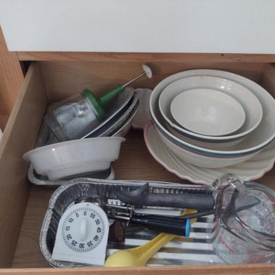 Large Collection of Kitchen Ware- Dinnerware, Bake Ware, Storage Containers, Pots, Pans, etc.