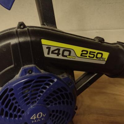 Kobalt 40 Volt Leaf Blower With Battery & Charger