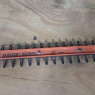 Black & Decker 22" Electric Hedge Trimmer