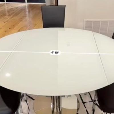 Metamorphic Glass Table