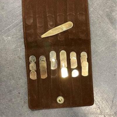 Vintage Men’s Brass Collar Stays in Velvet Cash