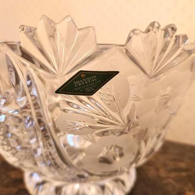 Lot #161 2 Pieces Lead Crystal - Center Bowl & Basket