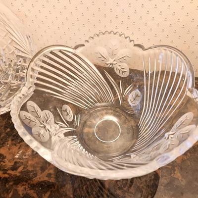 Lot #164 Polish Crystal Rose Bowl & Center Bowl with Contemporary Styling