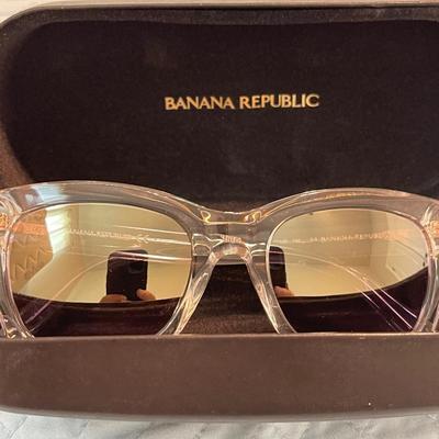 Women’s Banana Republic Sunglasses